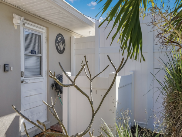 Shaw's Point Bradenton Short 5 mile Drive to Beach cute Villa
